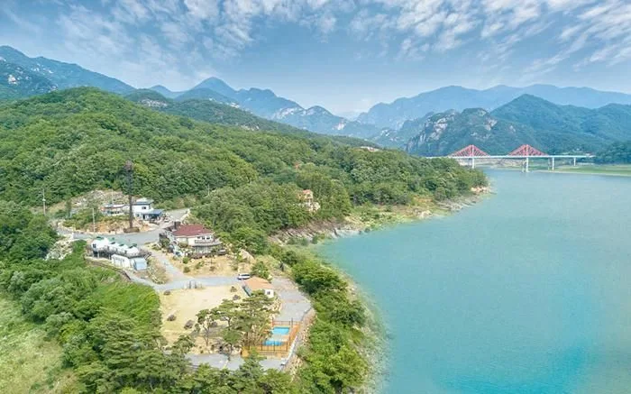 제천 마린힐캠핑장 — 충북 제천의 오토캠핑 전경
