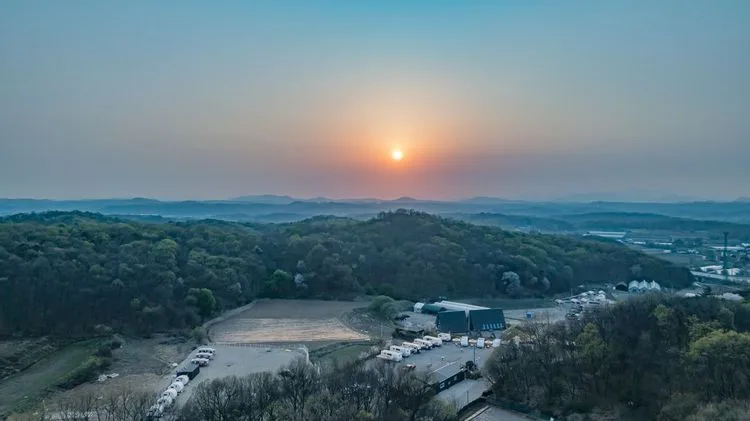 마실캠핑장 — 경기 파주의 오토캠핑 · 카라반 전경