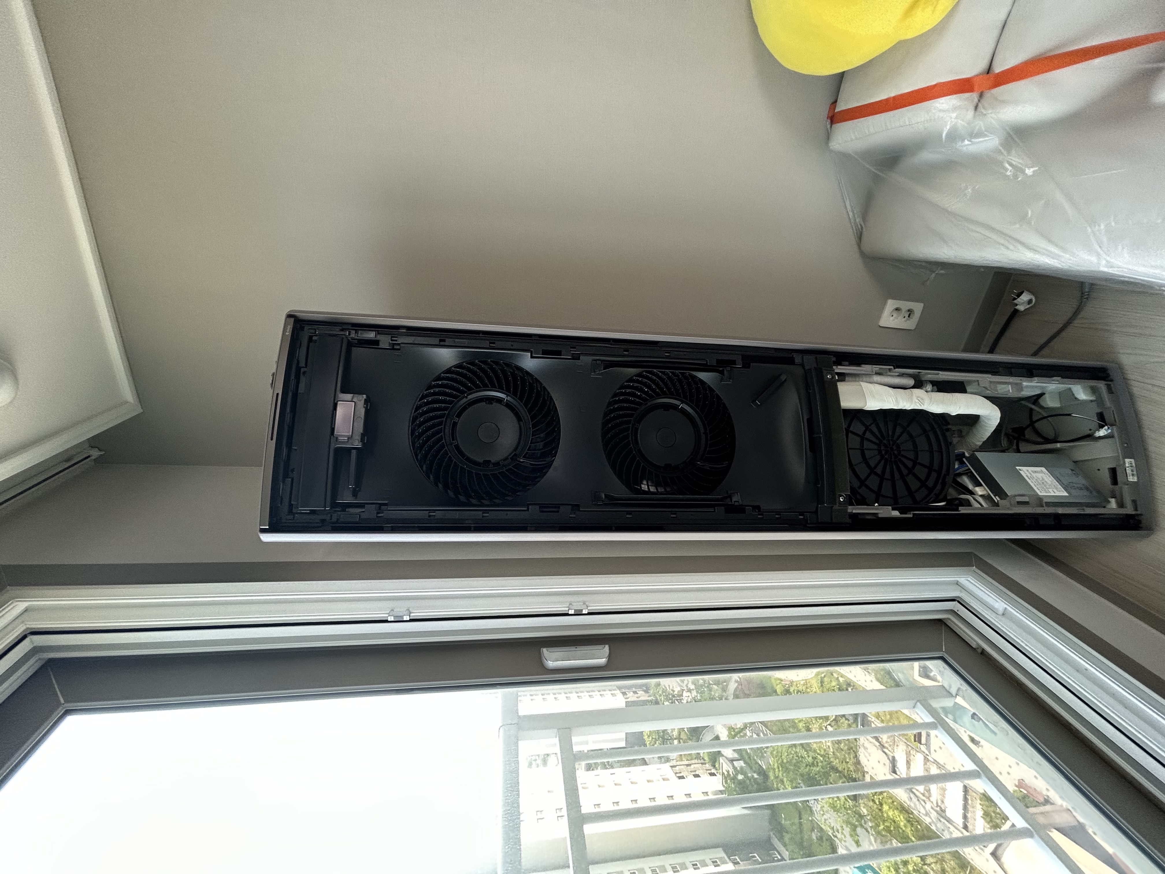 에어컨에서 나는 악취와 냄새, 원인별 해결법과 청소 필수 가이드