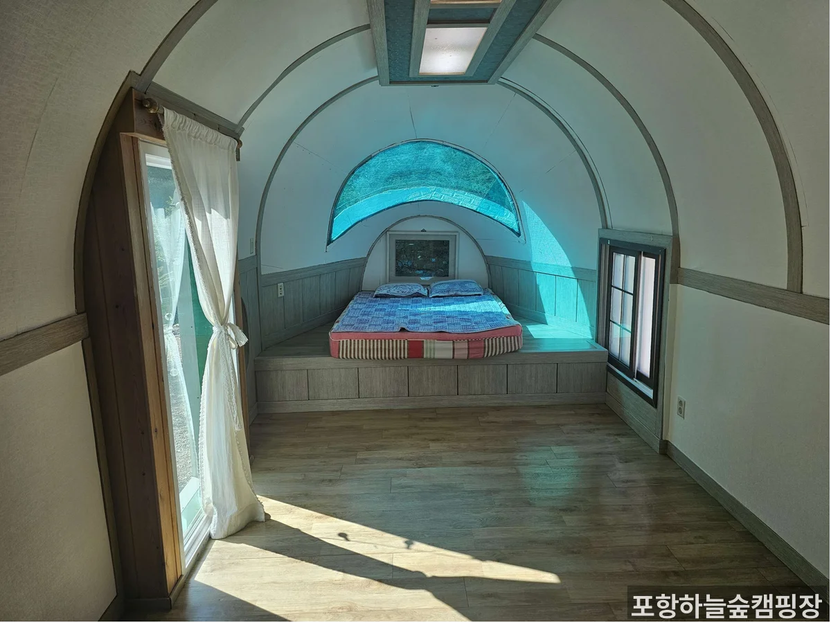 포항하늘숲캠핑장 시설 - 독채 객실 내부