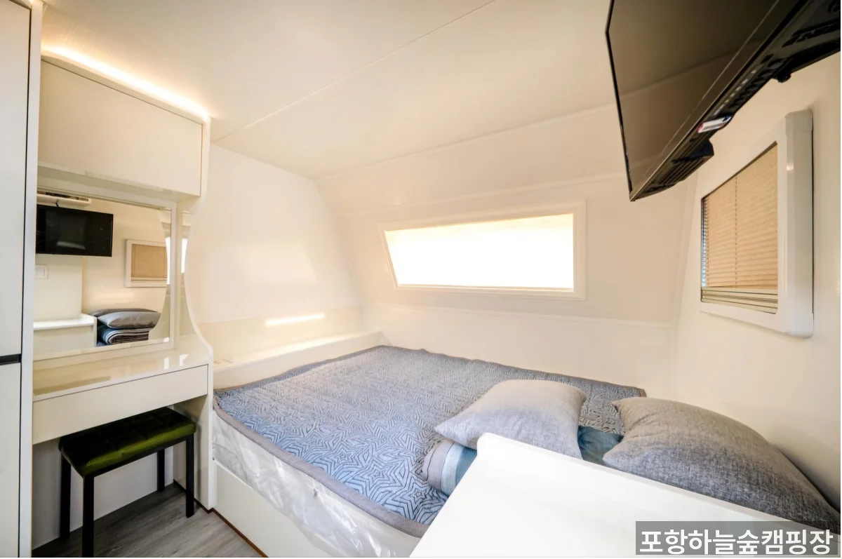 포항하늘숲캠핑장 카라반 사이트 - 독채 카라반 가족 캠핑