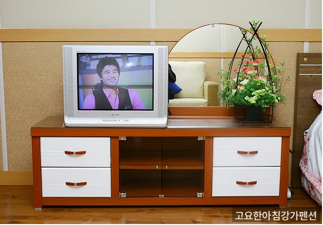 고요한아침강가펜션 메인 전경 - 홍천 가족 펜션 추천
