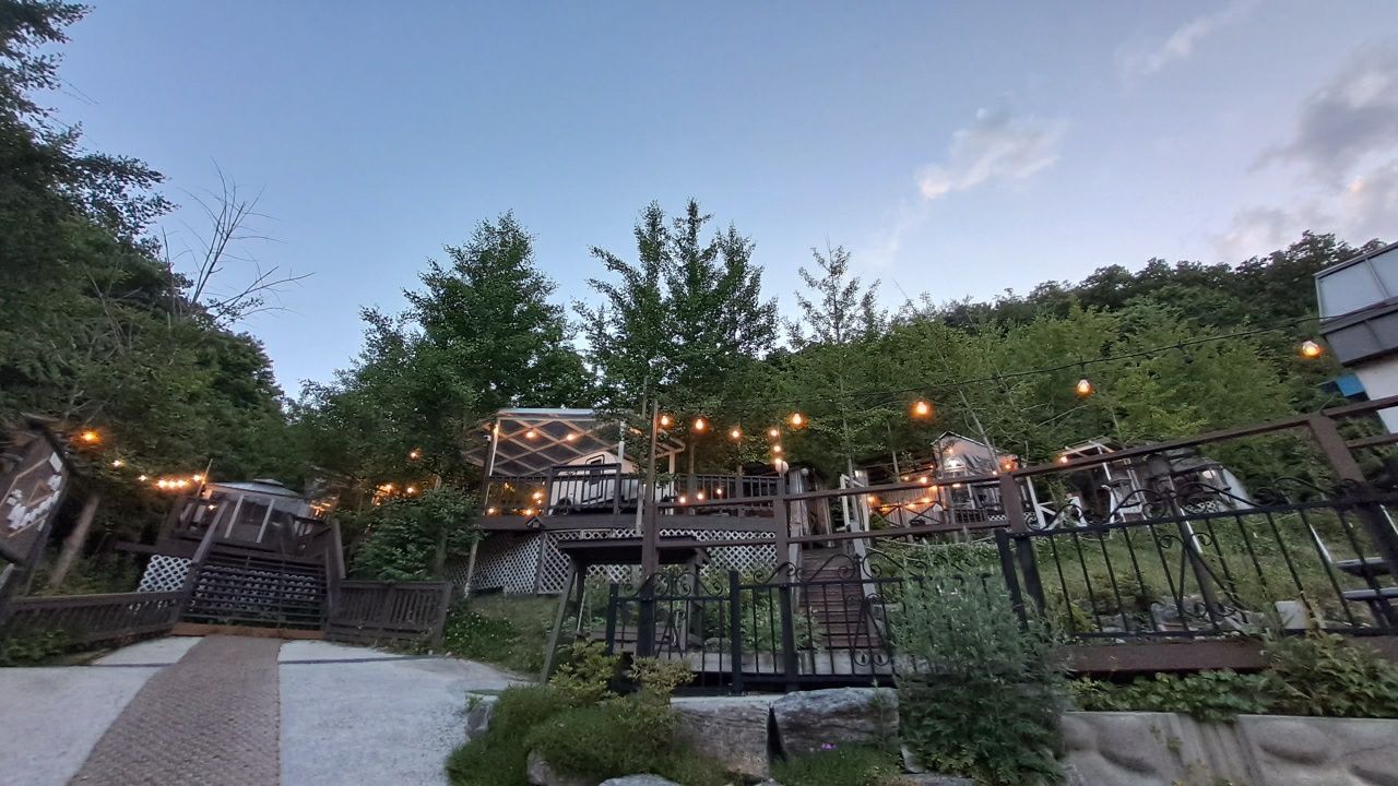 옐로우힐캠핑 전경