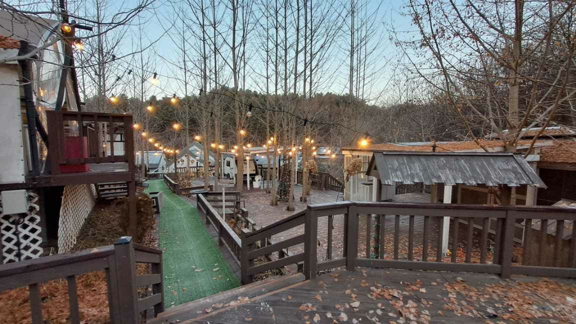옐로우힐캠핑 외관